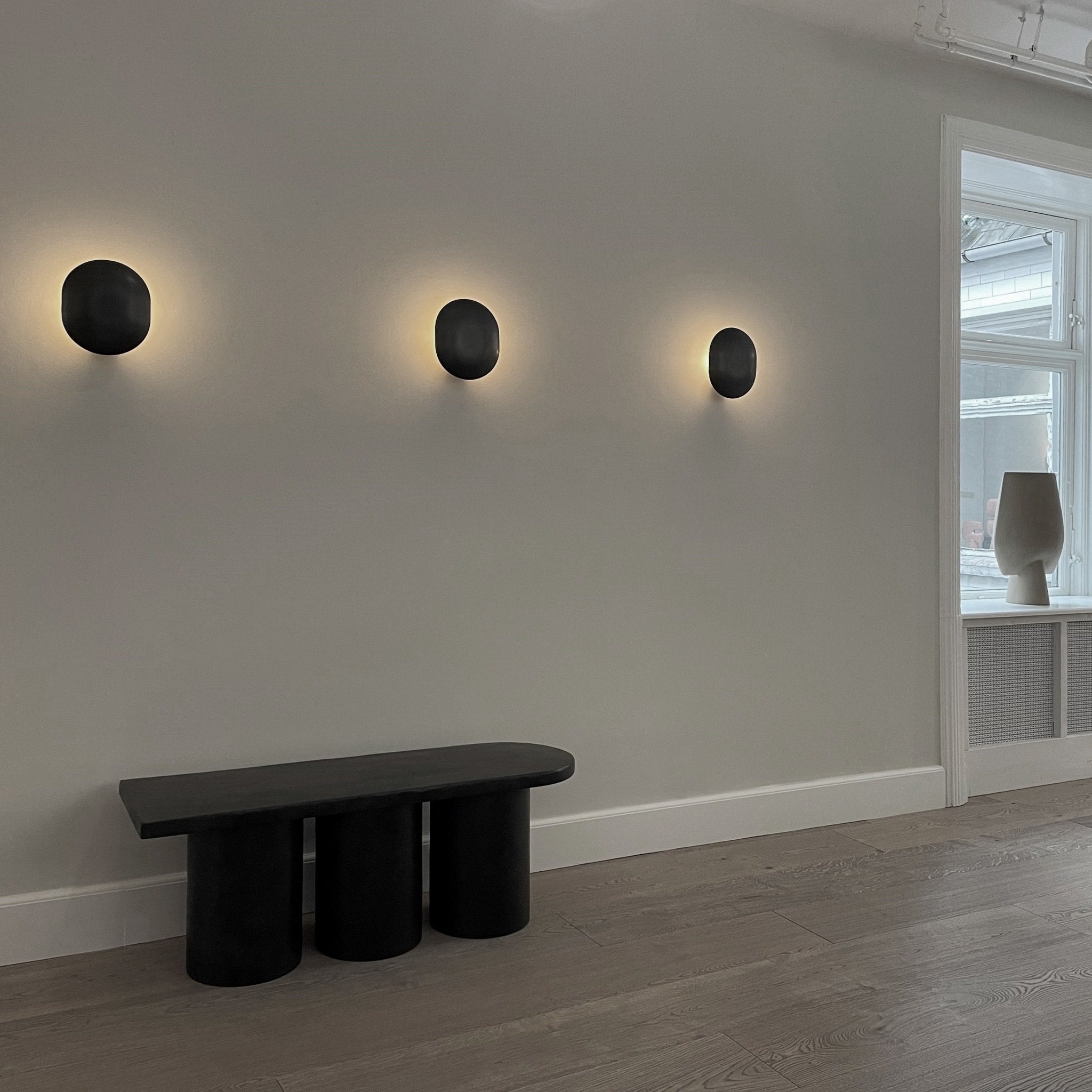 Clam Wall Lamp