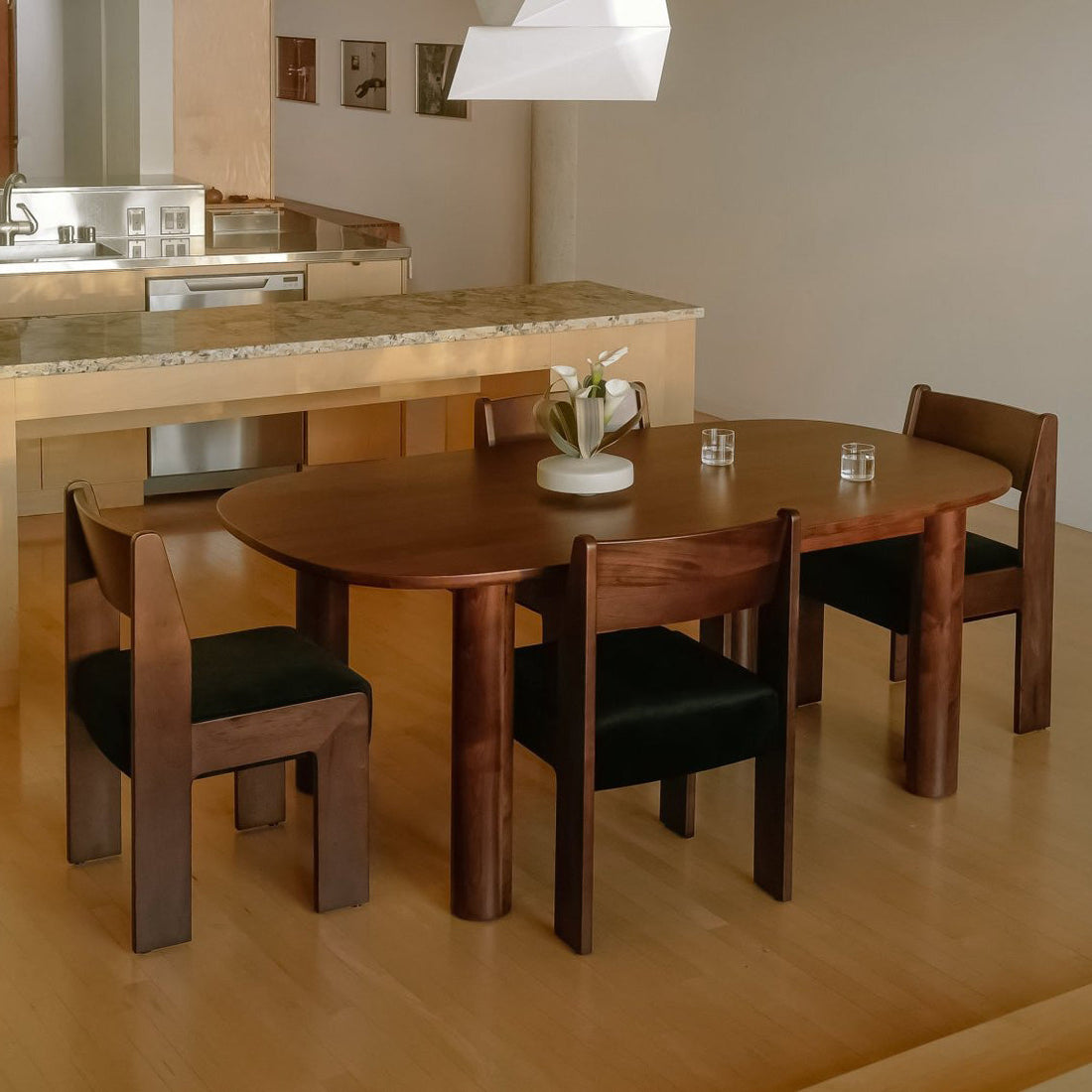 Reka Side Chair