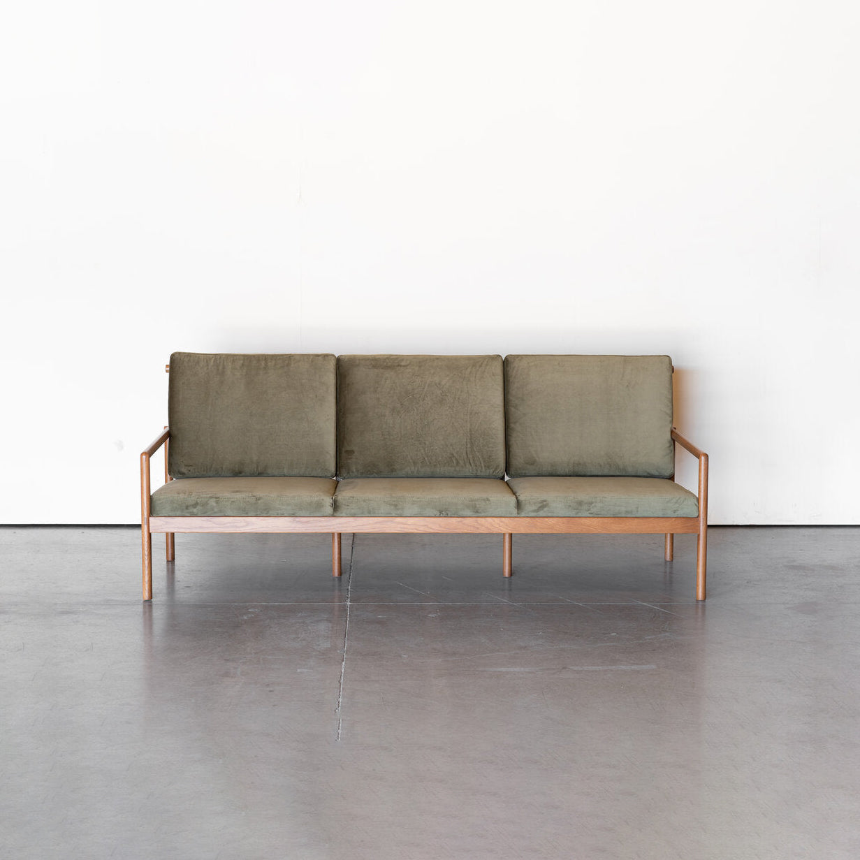 Ten Sofa