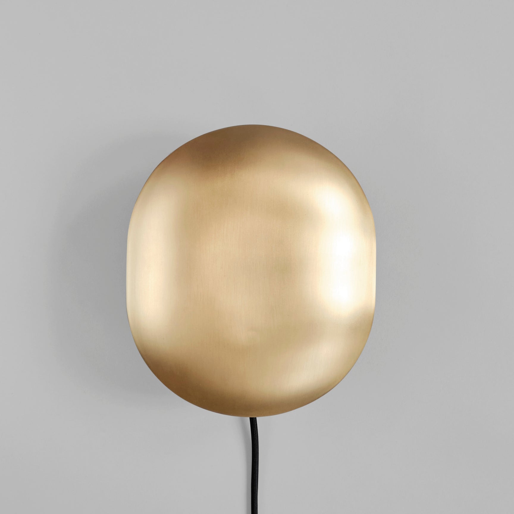 Clam Wall Lamp - Open Box
