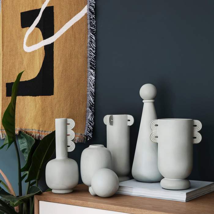 Muses Ceramic Vase Calli